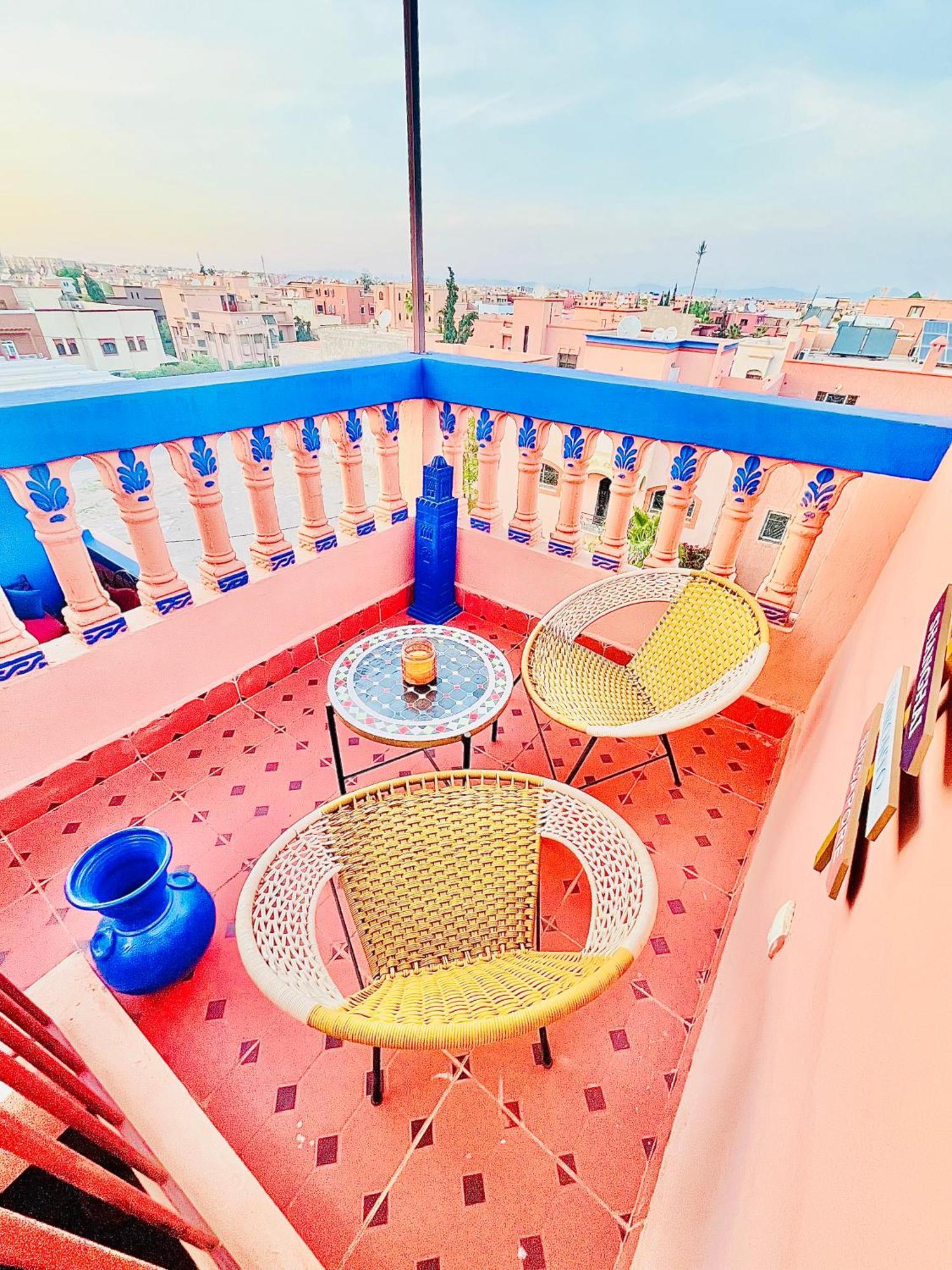 Apartment With Ac, Patio And Rooftop Appartement Climatise Avec Patio Et Toit Terrasse Marrakesh Eksteriør billede