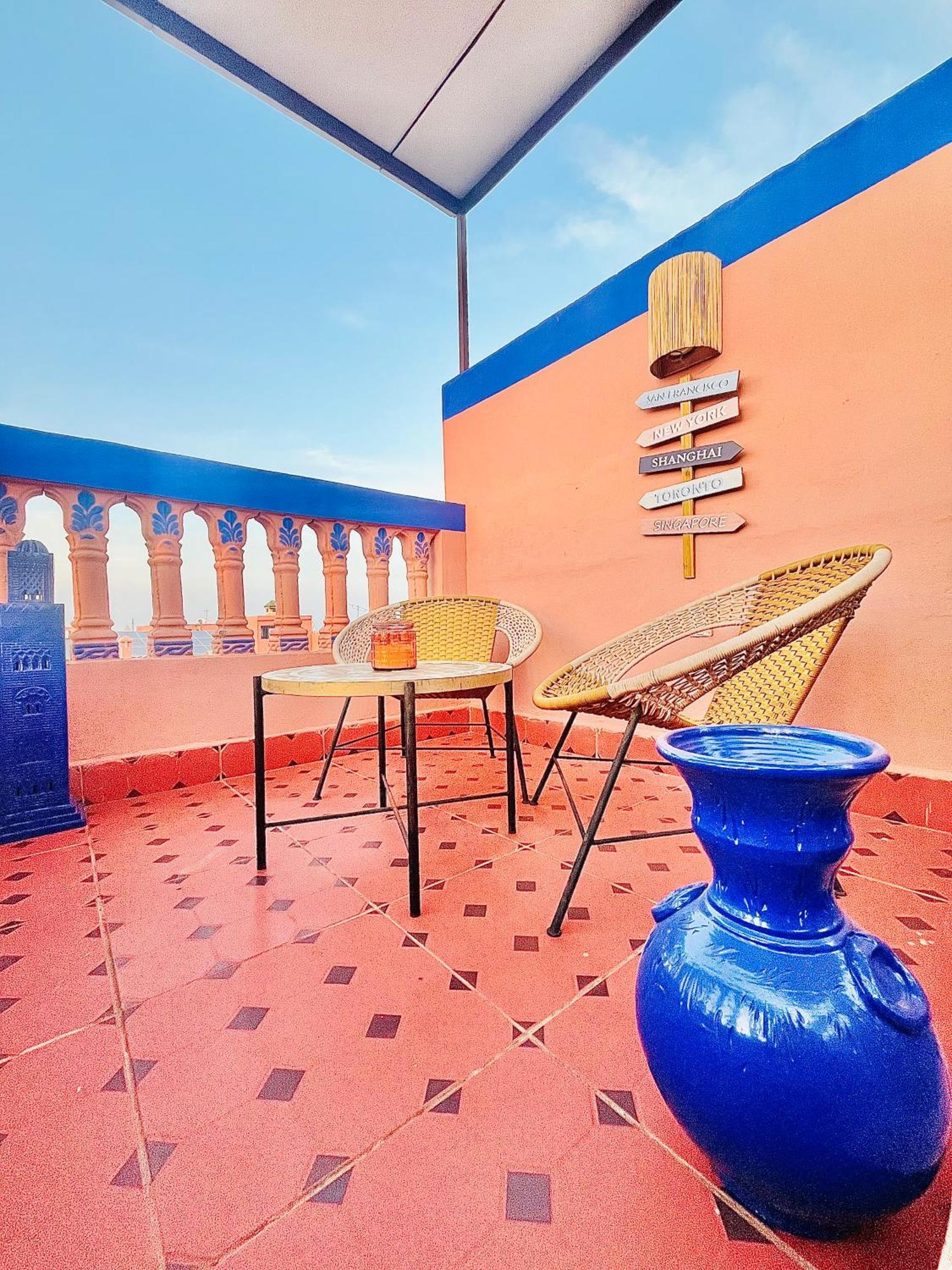 Apartment With Ac, Patio And Rooftop Appartement Climatise Avec Patio Et Toit Terrasse Marrakesh Eksteriør billede
